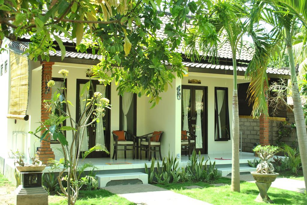 Giri Sari Guest House Pemuteran  Exterior photo